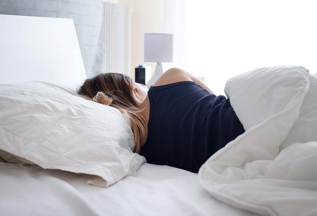 ألم الرقبة بعد النوم - الأسباب والنصائح للتخفيف الألم - %categories