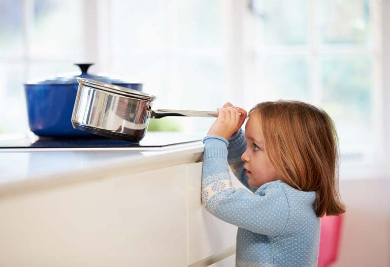 نصائح سلامة الأساسية في المطبخ للأطفال والكبار - %categories