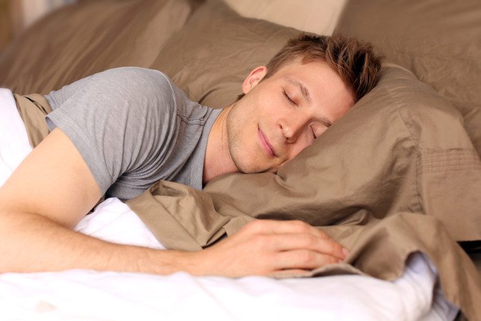 طريقة النوم الصحيحة في الليل - بعد يوم مجهد - %categories