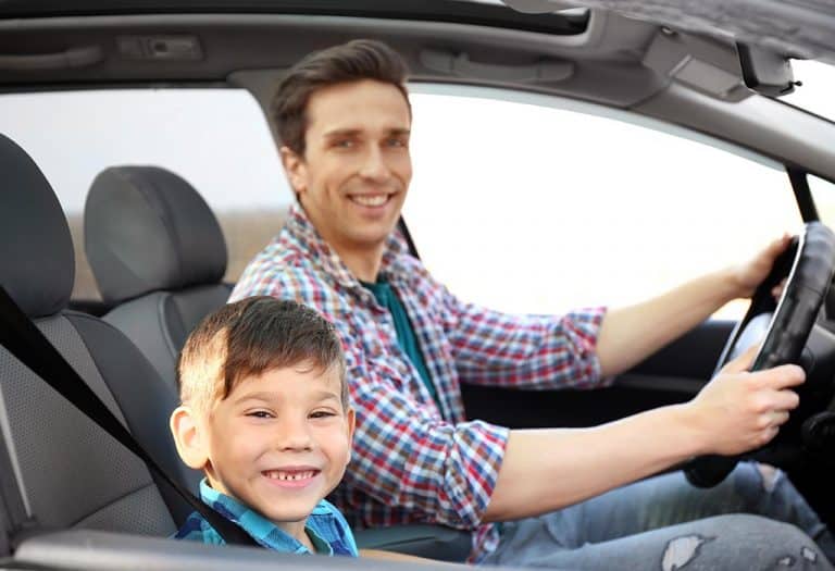 achterstalligheid speler Gezamenlijke selectie Vanaf welke leeftijd mag uw kind voorin een auto zitten | Het beste huis