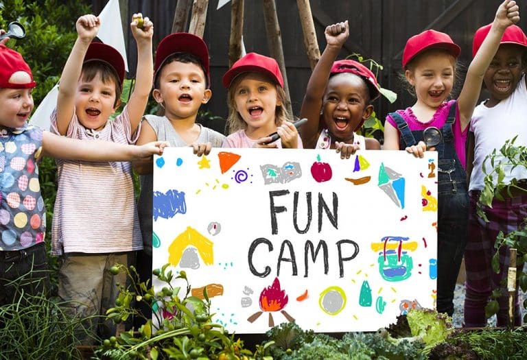 لماذا يجب على طفلك الذهاب إلى المخيم الصيفي - إنه أكثر من مجرد ملاذ ممتع - %categories
