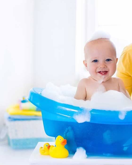 اللعب بالماء للأطفال الرضع والأطفال الصغار - الفوائد والأنشطة الترفيهية - %categories