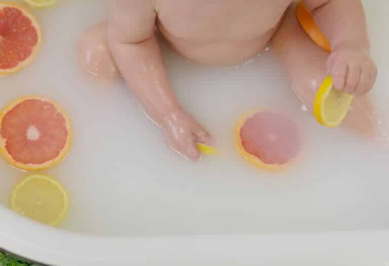 حمام حليب الأم للأطفال - الفوائد وكيفية تحضيره - %categories