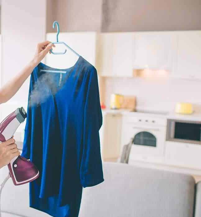 خدع سهلة للتنظيف الجاف للملابس مع القليل من الوقت والجهد في المنزل - %categories