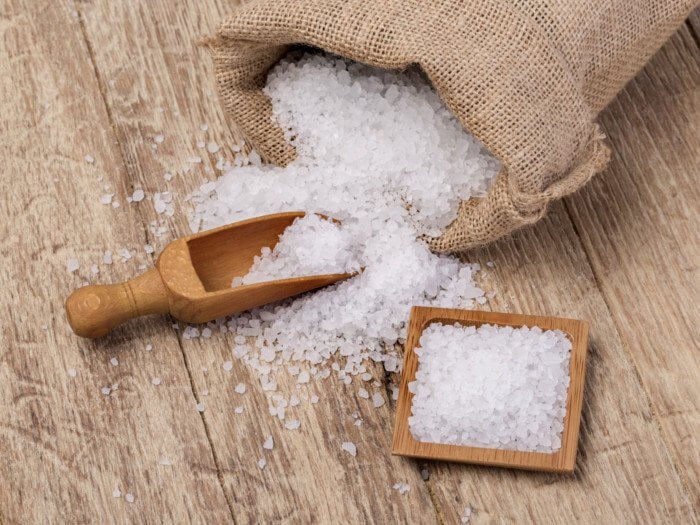 هل الملح المعالج باليود جيد لك ؟ - organicfacts salt 1 - هل الملح المعالج باليود جيد لك ؟