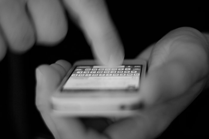 iphone-388387_1920_935adec67b324b146ff212ec4c69054f أفضل 3 لوحات المفاتيح iOS مع ردود الفعل Haptic