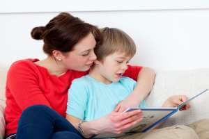 الطفل القراءة 1 - تعليم الطفل القراءة , طرق بسيطة تساعد بها طفلك