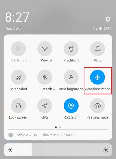Bring-down-your-Quick-Access-Bar-and-tap-on-Airplane-Mode-to-enable-it إصلاح هاتف Android غير معترف به على Windows 10
