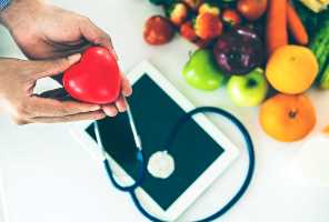 أطعمة لخفض مستويات الكوليسترول لديك - organicfacts food for lowering chلاolesterol feat - أطعمة لخفض مستويات الكوليسترول لديك