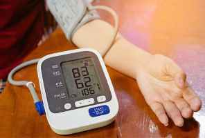 ما الذي يسبب انخفاض ضغط الدم وكيفية معالجته - heart-health low blood pressure fegat - ما الذي يسبب انخفاض ضغط الدم وكيفية معالجته