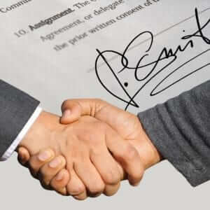 signature-3113182_1920-300x300-1 دليلك النهائي لتمويل الأعمال الصغيرة