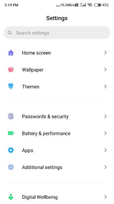 Go to the Device menu and find Settings - كيفية إيقاف تشغيل Google Assistant على أجهزة Android