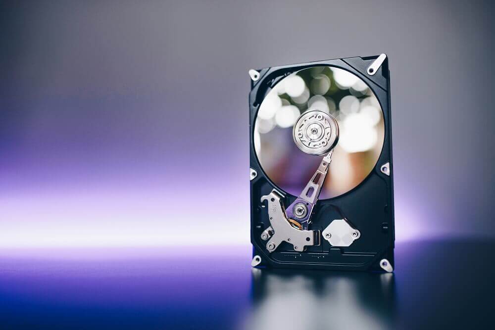 What-is-the-storage-capacity-of-a-hard-driv ما هو محرك الأقراص الثابتة (HDD)؟