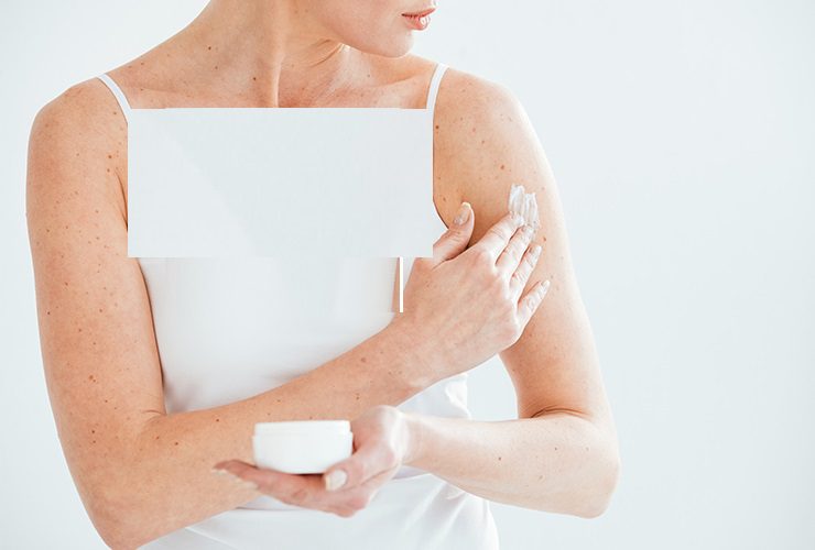 ما الذي يسبب التقران السفعي وكيفية علاجه؟ - skin-beauty actinic keratoses pitches feat - ما الذي يسبب التقران السفعي وكيفية علاجه؟