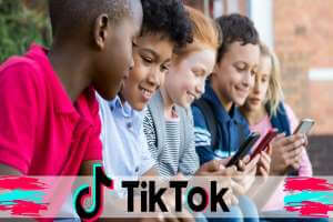 تطبيق1-TikTok-هل-هو-آمنًا-للأطفال-دليل-للآباء-لحماية-الأطفال-1 تطبيق TikTok , هل يعتبر آمنًا للأطفال - دليل للآباء لحماية الأطفال
