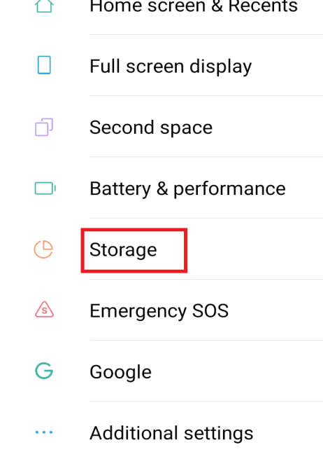 Under-settings-scroll-down-and-click-on-the-Storage-option كيفية فرض نقل التطبيقات إلى بطاقة SD على Android