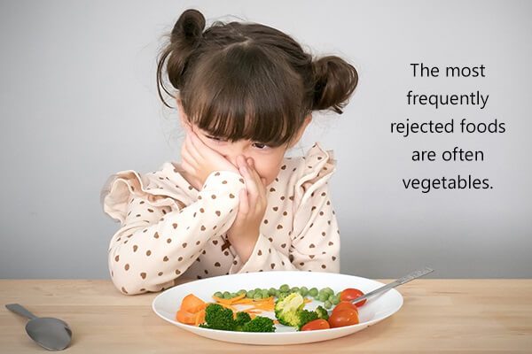 كيفية التعامل مع الطفل الذي يرفض الطعام - %categories