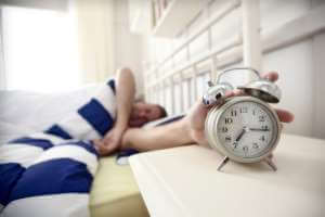 النهوض مبكرًا في الصباح , أهم 18 نصيحة حول فوائده الجسمانية والنفسية - home-style cant wake up in the morning 0 1 - النهوض مبكرًا في الصباح , أهم 18 نصيحة حول فوائده الجسمانية والنفسية