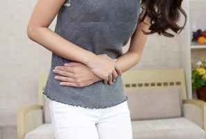 ما الذي يسبب عسر الهضم ومتى يجب زيارة الطبيب - digestive-health indigestion causeيs feat - ما الذي يسبب عسر الهضم ومتى يجب زيارة الطبيب