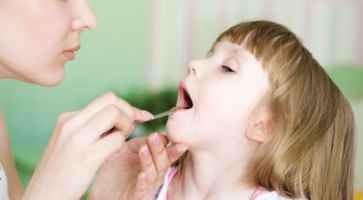 Tonsillitis: Hausmittel und Präventionstipps - ent 7 1461112376 viem bihong cap - Tonsillitis: Home Remedies and Prevention Tips