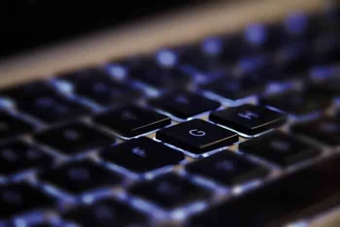gboard-vs-Samsung-keyboard_935adec67b324b146ff212ec4c69054f Gboard مقابل Samsung Keyboard: هل يجب عليك التبديل إلى Gboard؟