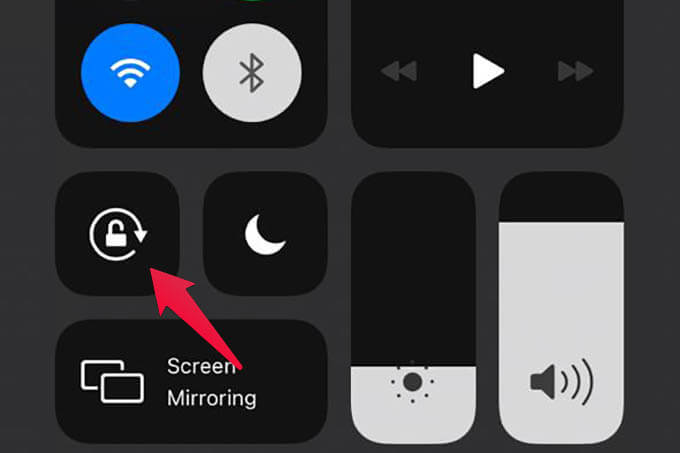 Turn-off-Screen-Rotation-on-iPhone كيفية ترجمة المحادثات باستخدام تطبيق الترجمة على iPhone