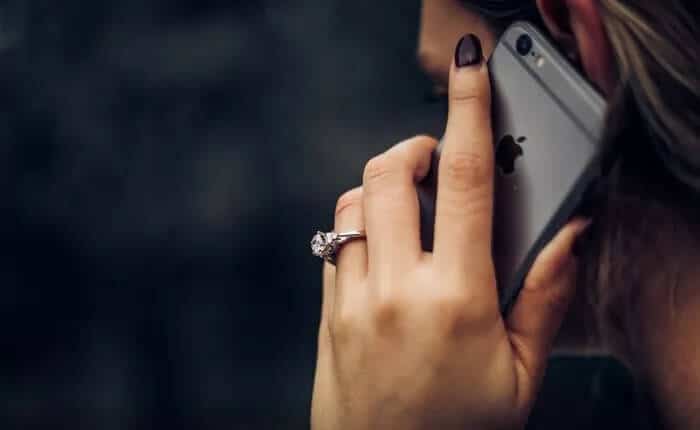 fix-iphone-not-ringing-image_935adec67b324b146ff212ec4c69054f دليل لإصلاح مشكلة عدم رنين iPhone للمكالمات الواردة