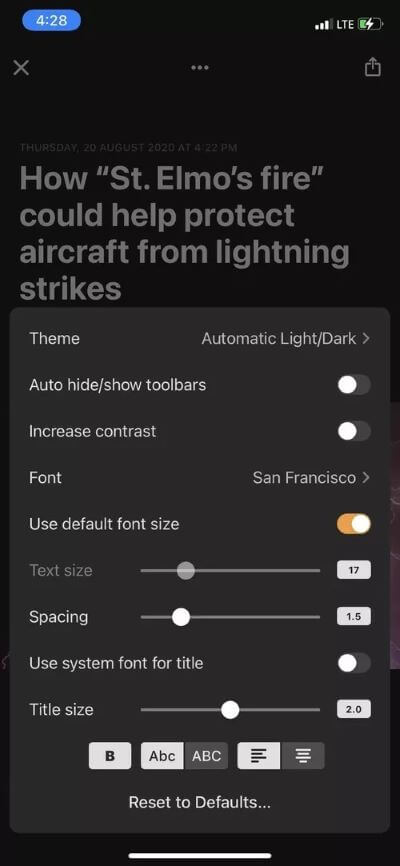 reeder-reading_40dd5eab97016030a3870d712fd9ef0f Reeder مقابل Unread: أي تطبيق قارئ موجز ويب لـ RSS هو الأفضل على iPhone