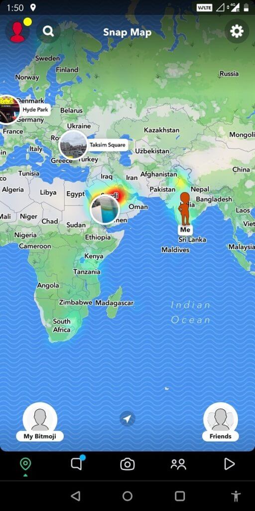 Begin-by-enabling-your-‘Snapchat-map.-You-can-do-so-by-swiping-down-on-the-camera-button.-512x1024-1 هل لدى سناب شات Snapchat حد للأصدقاء؟ ما هو حد الأصدقاء على Snapchat؟
