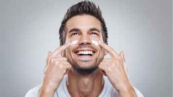 ندبات حب الشباب: علاجات جلدية ومنزلية - skin-beauty Loreal Paris BMAG Article Our Best Skin Cafdfddre Products For Men D - ندبات حب الشباب: علاجات جلدية ومنزلية