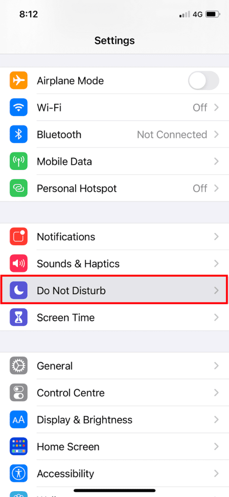 Open-Settings-on-your-iPhone-then-scroll-down-and-tap-on-the-Do-Not-Disturb-473x1024-1 كيفية الرد التلقائي على الرسائل النصية على iPhone