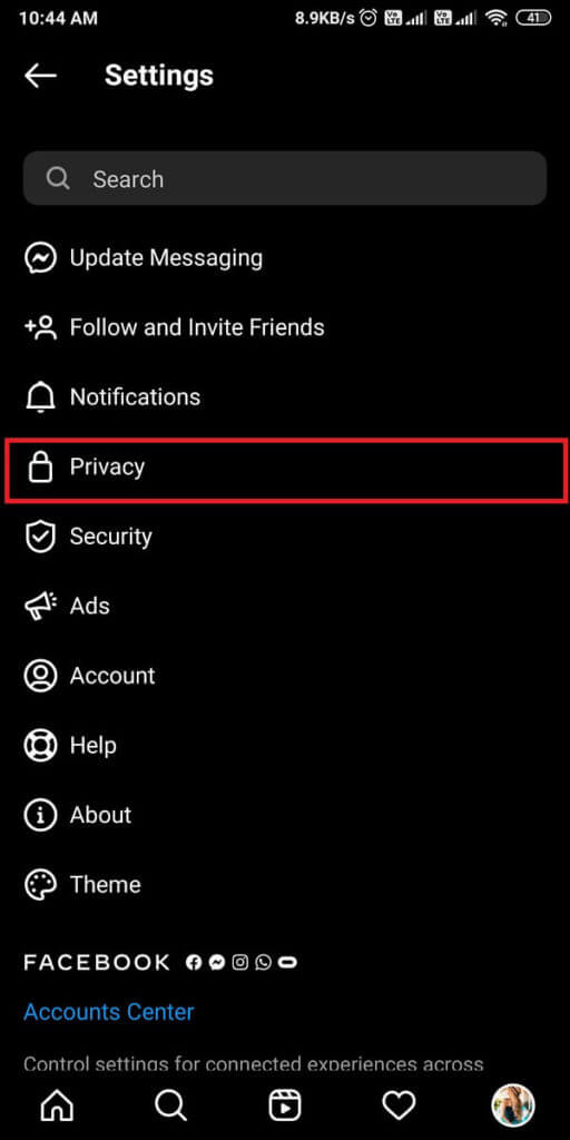 Open-the-Privacy-section.-512x1024-1 كيفية إخفاء قصة Instagram عن الجميع باستثناء شخص واحد