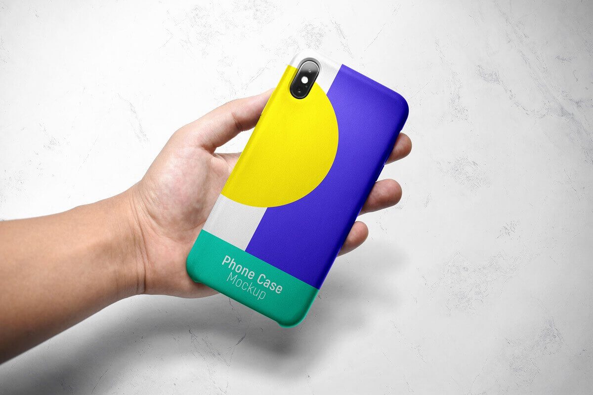 Remove-the-case-of-your-phone 11 طرق لتجنب سخونة الهاتف أثناء الشحن
