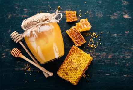 فوائد العسل للبشرة والشعر - skin-beauty benefits of honey for hahhir and skin feat - فوائد العسل للبشرة والشعر
