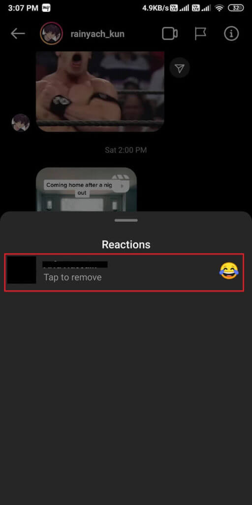 tap-on-the-Emoji-and-select-‘tap-to-remove.-This-will-remove-your-512x1024-1 كيفية الرد على رسائل Instagram باستخدام Emojis المخصص