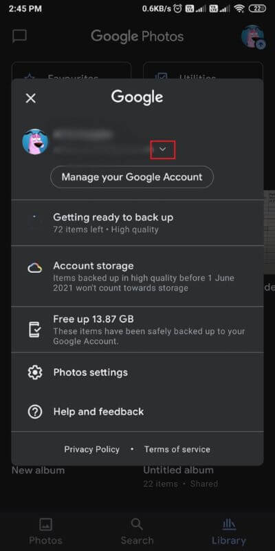 tap-on-the-down-arrow-icon-next-to-your-Google-Account.-512x1024-1 كيفية إزالة حساب من Google Photos