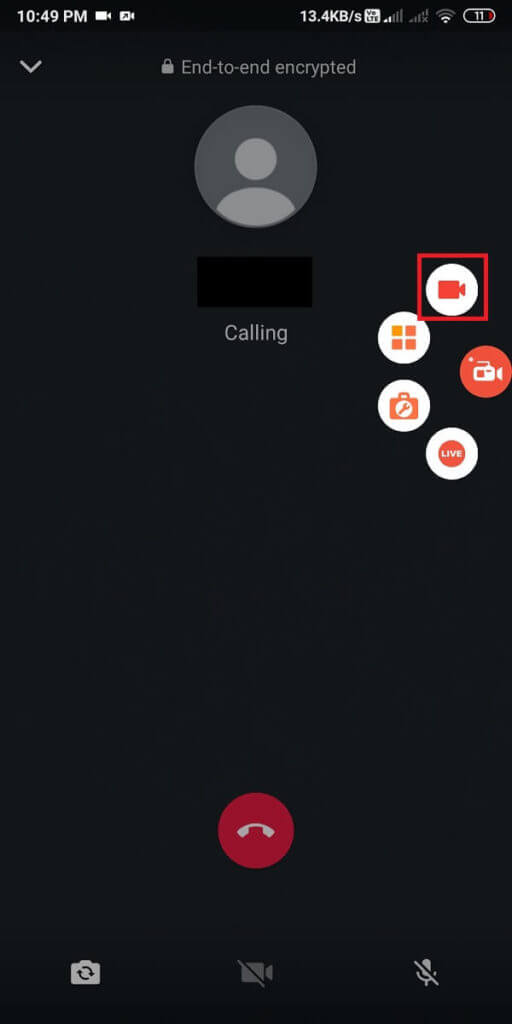 tap-on-the-orange-Camera-icon-to-start-recording-the-WhatsApp-video.-512x1024-1 كيفية تسجيل مكالمات الفيديو والمكالمات الصوتية على WhatsApp؟