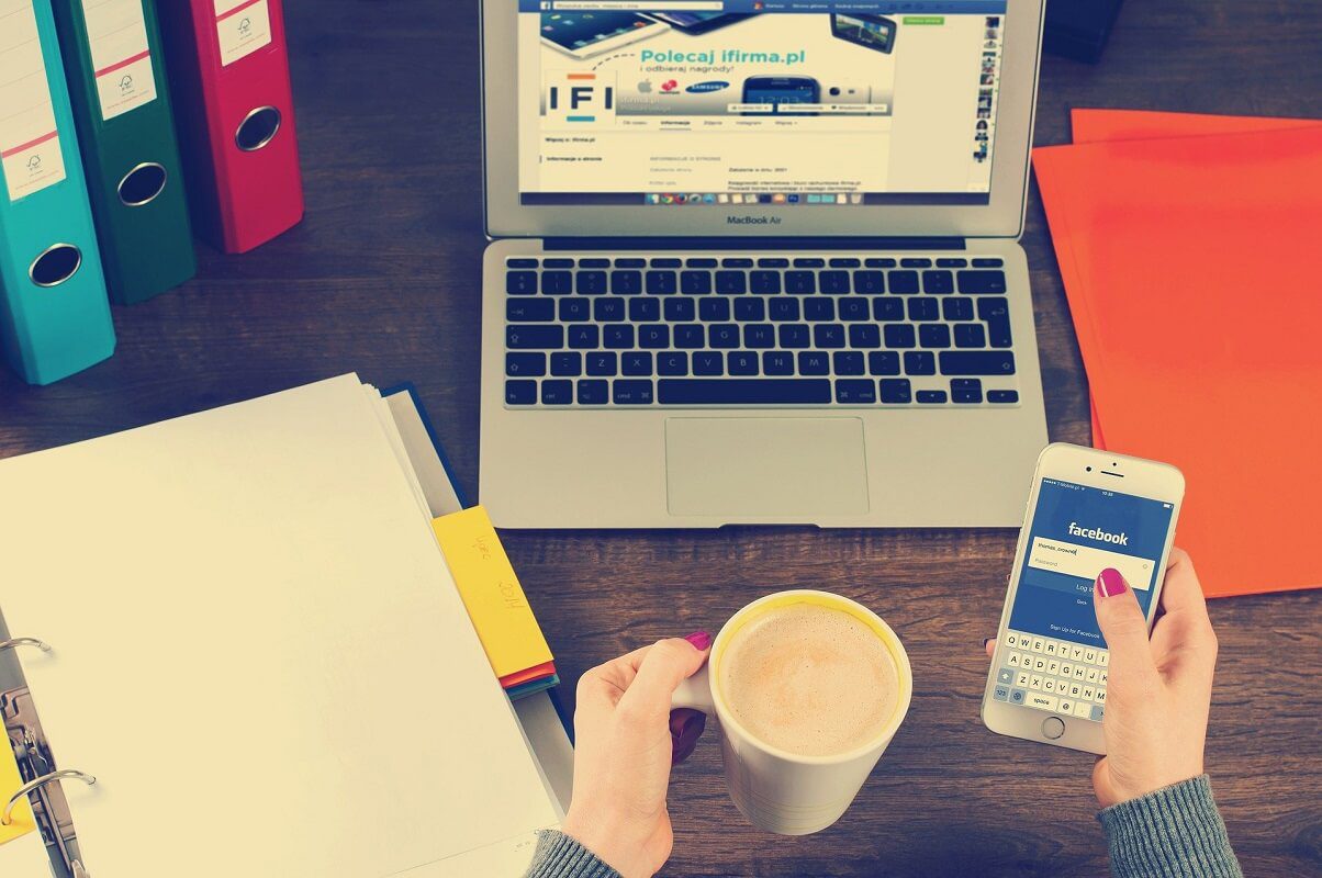How-to-check-Email-ID-Linked-to-your-Facebook-Account كيفية التحقق من معرف البريد الإلكتروني المرتبط بحسابك على Facebook
