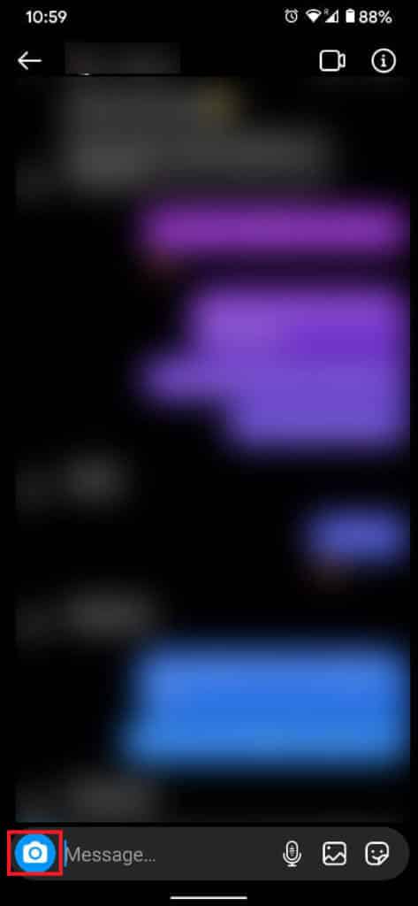 On-the-bottom-left-corner-tap-on-the-camera-icon-473x1024-1 كيفية إرسال رسائل مباشرة على Instagram