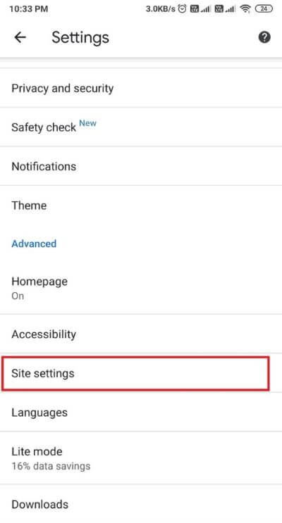 Scroll-down-and-tap-on-site-settings-551x1024-1 6 طرق للتخلص من الإعلانات على هاتف Android الخاص بك