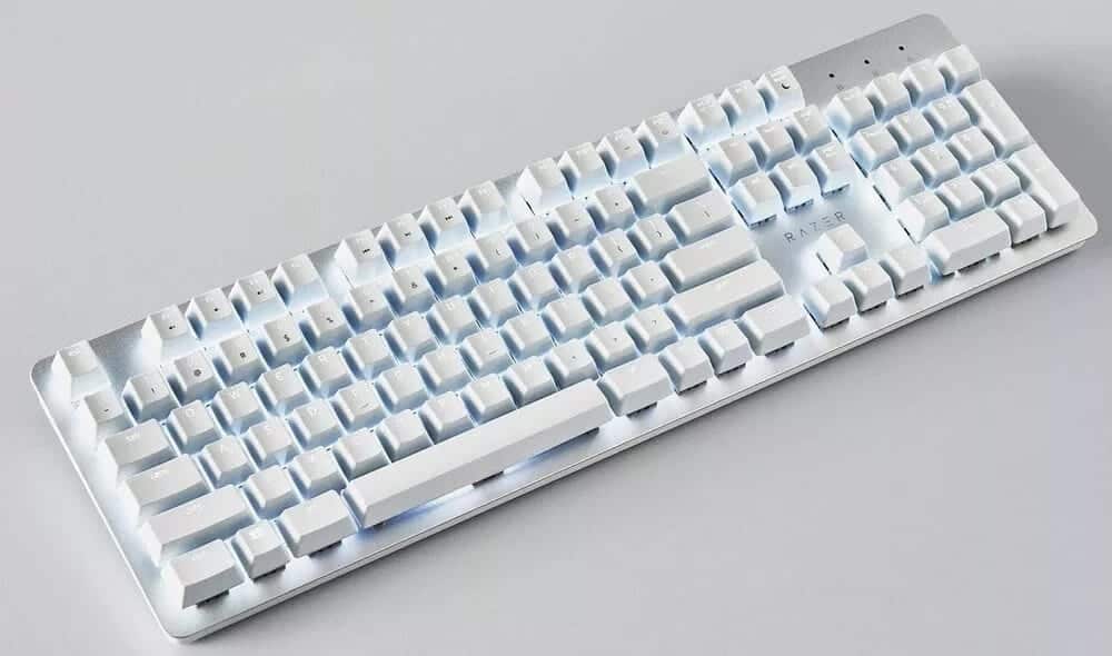 Best-Wireless-Keyboards-With-Number-Pad-razer_56c3d38d1cff038ef4a91b2e04cc0055 6 أفضل لوحات المفاتيح اللاسلكية مع لوحة الأرقام