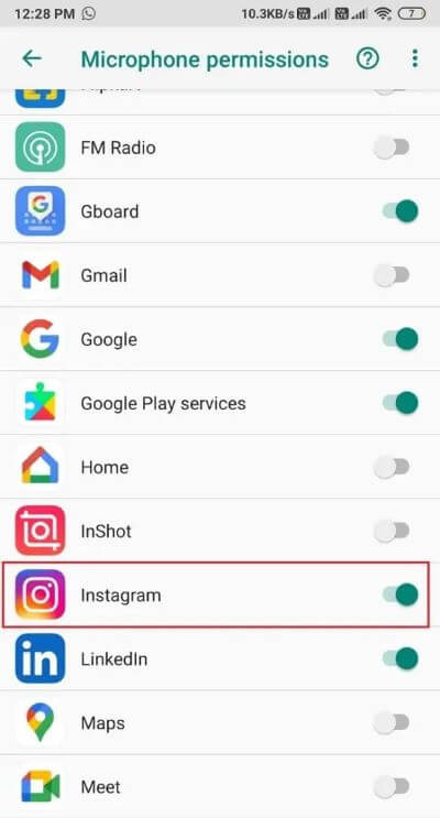 Turn-on-the-toggle-next-to-Instagram-551x1024-1 8 طرق لإصلاح عدم عمل مكالمة فيديو Instagram