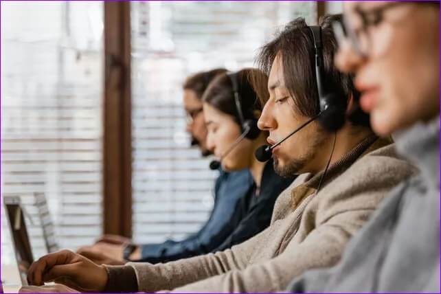 Contact-Service-Center_4d470f76dc99e18ad75087b1b8410ea9 أفضل 7 طرق لإصلاح خطأ شيء ما خاطئ في Instagram