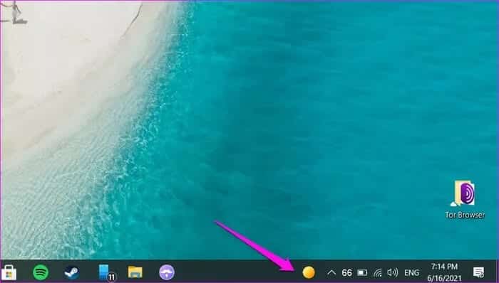 Disable-Enable-News-and-Interests-Taskbar-Widget-in-Windows-10-3_935adec67b324b146ff212ec4c69054f كيفية تعطيل أو تمكين أداة الأخبار والاهتمامات في شريط مهام على Windows 10