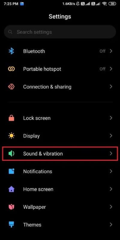 Scroll-down-and-open-Sound-and-vibration-512x1024-1 إصلاح مكالمة هاتف الواردة على Android تذهب مباشرة إلى البريد الصوتي