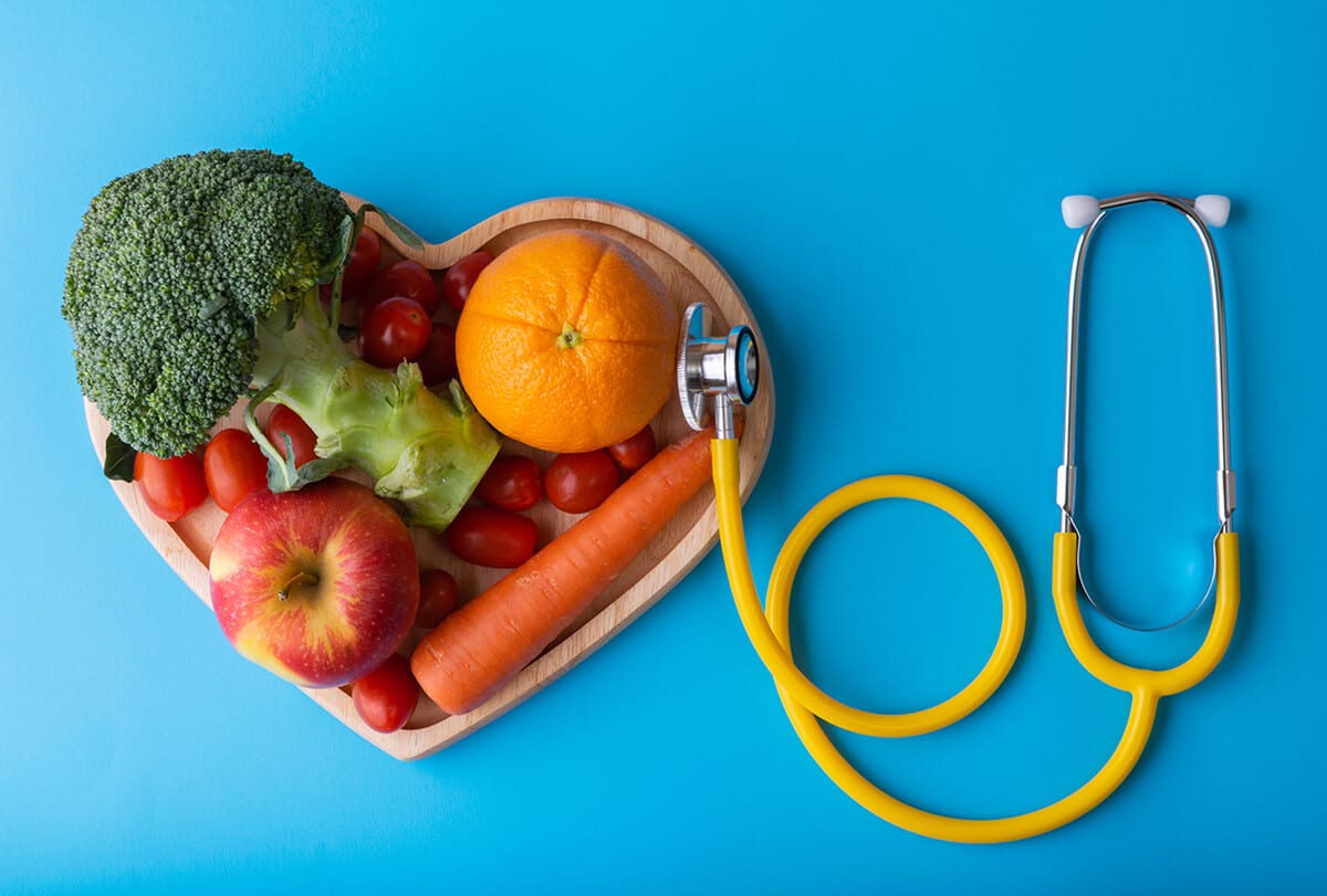 5 تغييرات في النظام الغذائي ونمط الحياة لعلاج انخفاض ضغط الدم - %categories