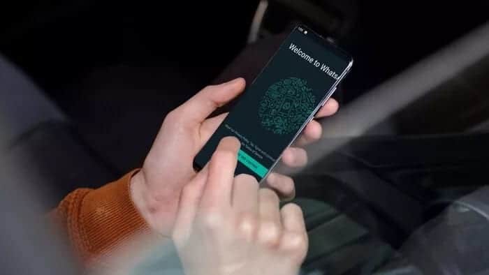 WhatsApp-checking-for-new-notification-error_935adec67b324b146ff212ec4c69054f أفضل 8 طرق لإصلاح اختفاء إشعارات الرسائل الجديدة WhatsApp على Android