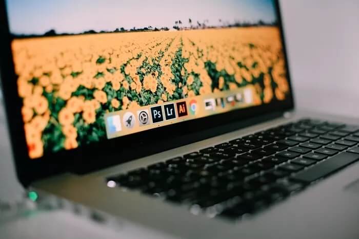 mac-wallpaper_935adec67b324b146ff212ec4c69054f كيفية ضبط وتخصيص شاشة التوقف على Mac