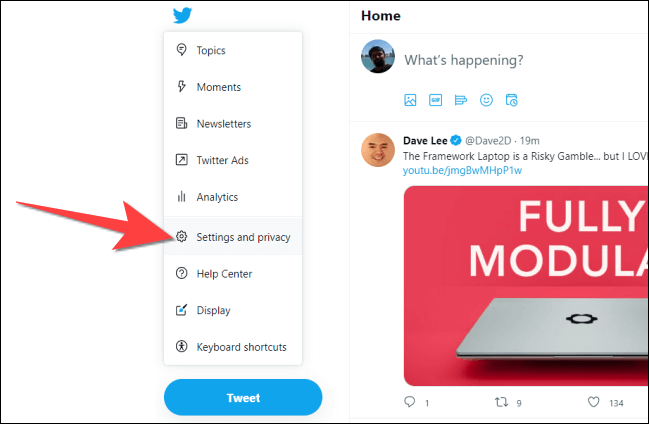 Select-Settings-and-Privacy-on-Twitter-Web كيفية استخدام أداة المصادقة الثنائية المضمنة على iPhone و iPad