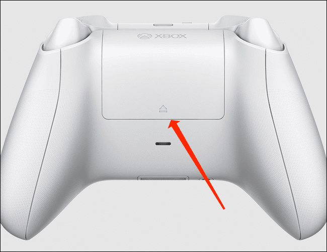 battery-cover-xbox-wireless-controller كيفية البحث عن الرقم التسلسلي لوحدة التحكم Xbox Series X | S